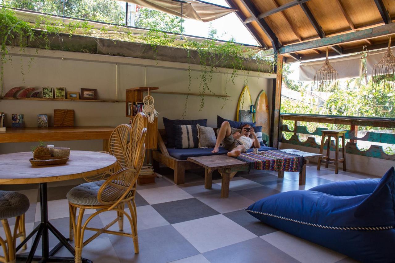 Seaside Tribe - Boutique Surf Stay & Retreat ทานาล็อต ภายนอก รูปภาพ