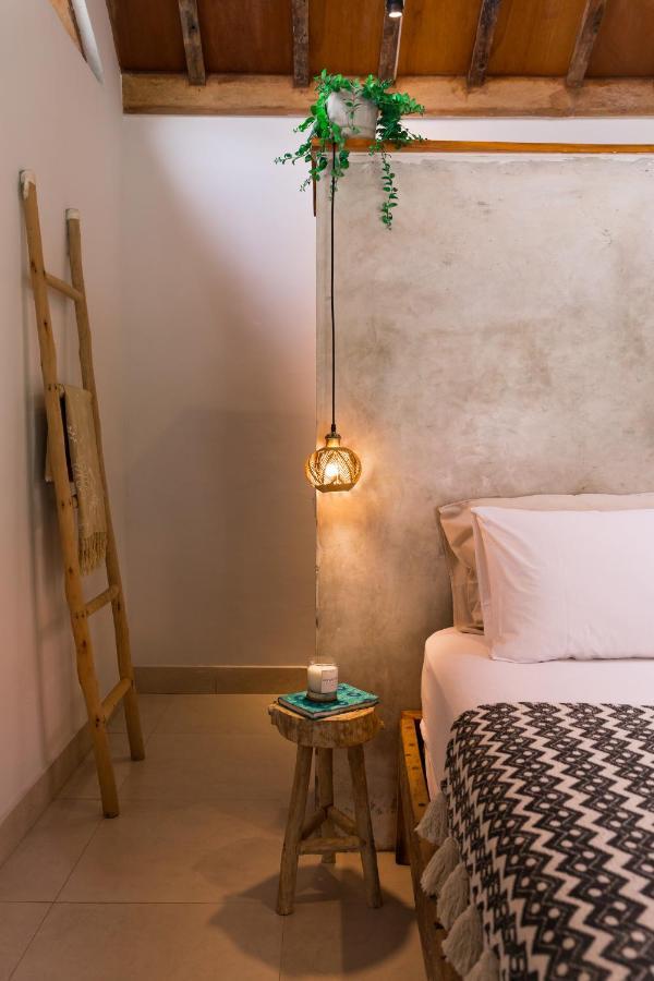 Seaside Tribe - Boutique Surf Stay & Retreat ทานาล็อต ภายนอก รูปภาพ