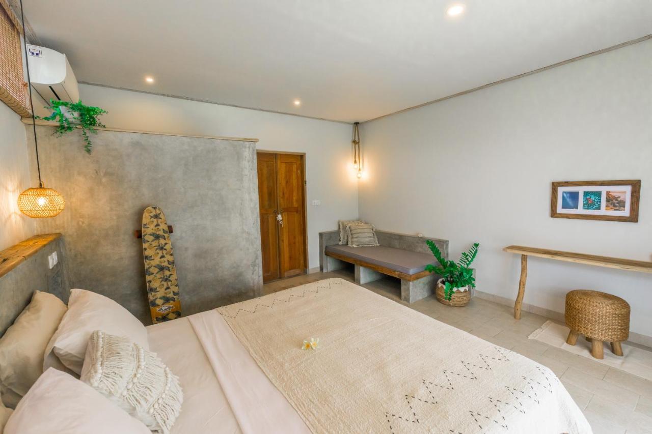 Seaside Tribe - Boutique Surf Stay & Retreat ทานาล็อต ภายนอก รูปภาพ