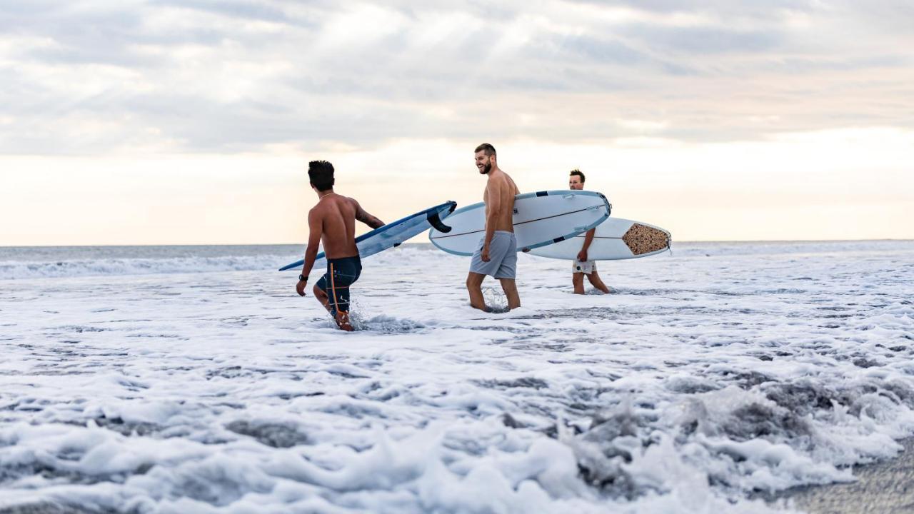 Seaside Tribe - Boutique Surf Stay & Retreat ทานาล็อต ภายนอก รูปภาพ